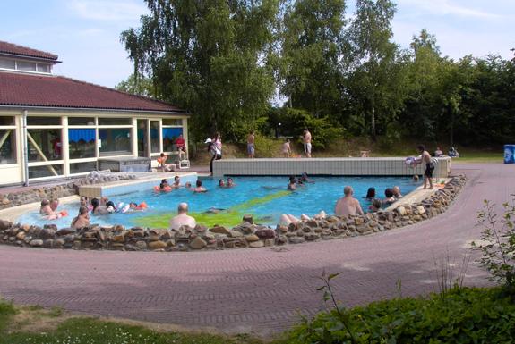 Zwembad | Vakantiepark Weerterbergen